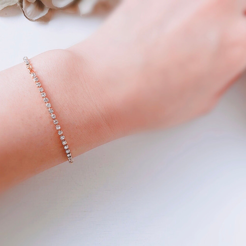 【人気　美品】18K WG ダイヤモンド　ブレスレット　エレガント　花モチーフ 人気 美品】18K WG ダイヤモンド ブレスレット エレガント 花