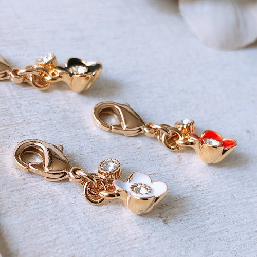 マスクチャーム２個セット☆☆ハンドメイド マスクチャーム 可愛い 2個セットハンドメイド