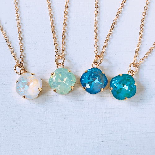 【美品】Swarovski ネックレス　ライトブルー スワロフスキー ネックレス ティアドロップ ライトブルー 正規品
