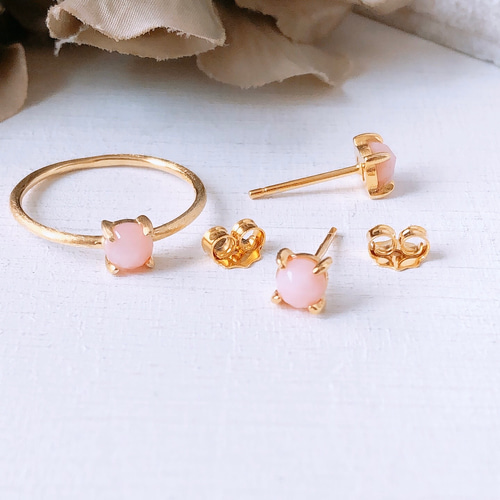 天然石ピンクオパール18kgpピアス 4mmローズカット 10月誕生石 両耳用