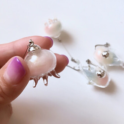 レインボークラゲのピアス/イヤリング  jellyfish pierce/earring 両耳用 5枚目の画像