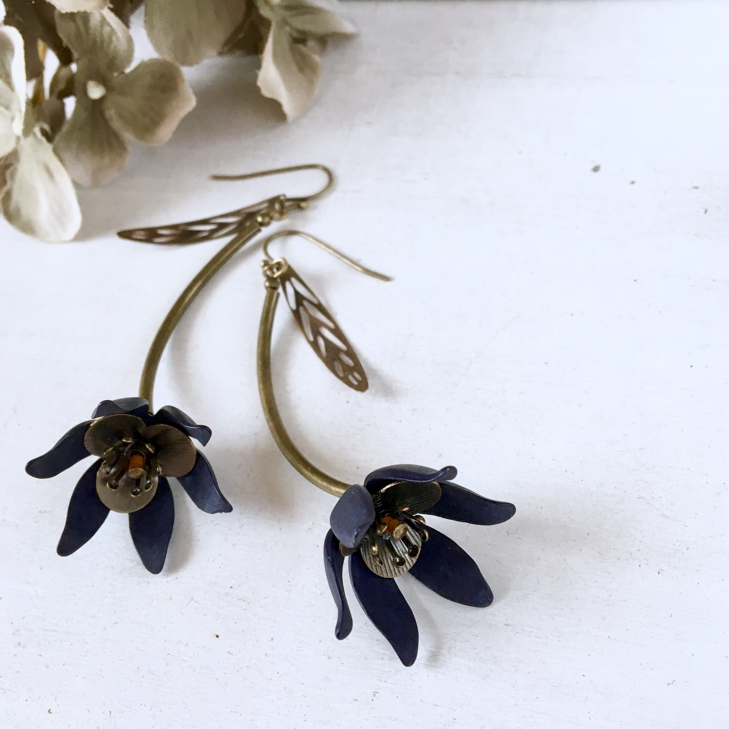 navy poppy pierce/earring ネイビーポピーピアス/イヤリング