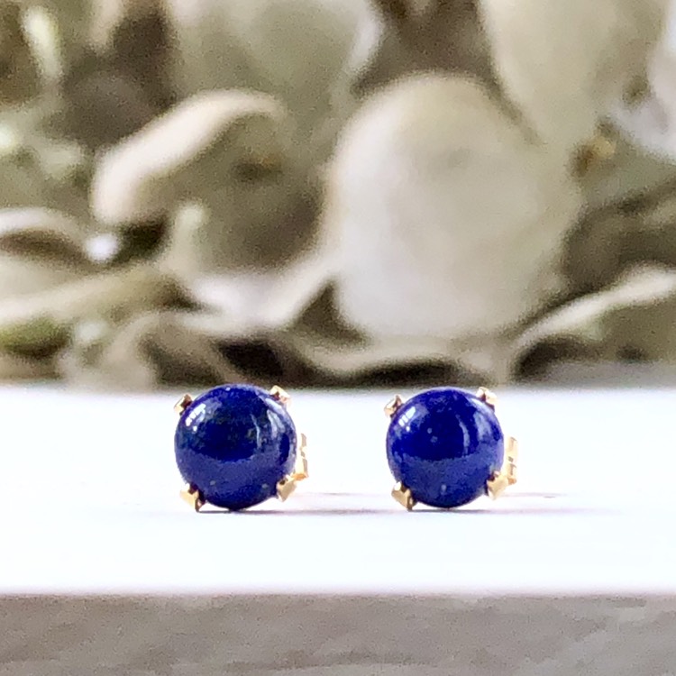 ラピスラズリの天然石14kgf製ピアス 5mm 12月誕生石　両耳用