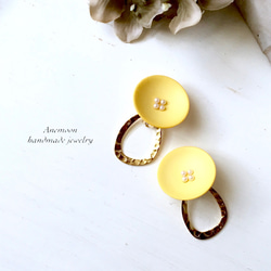 France button & gold ring pierce/earrings (yellow)2way 1枚目の画像