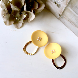 France button & gold ring pierce/earrings (yellow)2way 2枚目の画像