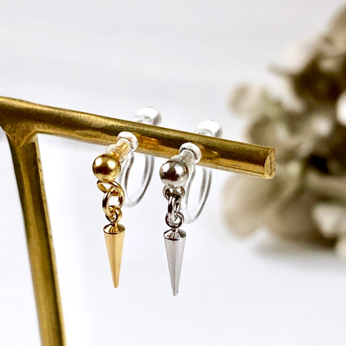 片耳用metallic triangler coneピアス/ノンホールイヤリング メンズに