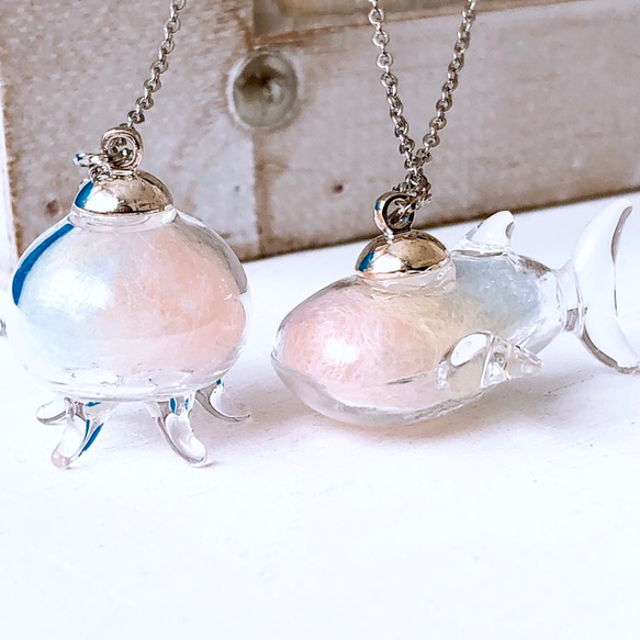 レインボークラゲのネックレス jellyfish necklace 9枚目の画像