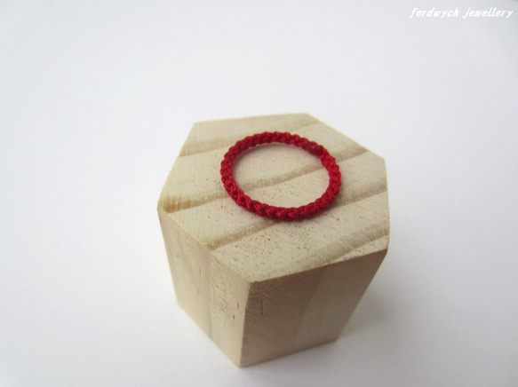 トゥーリング/ピンキーリング手編み2㎜【knit ring】ルージュ 2枚目の画像