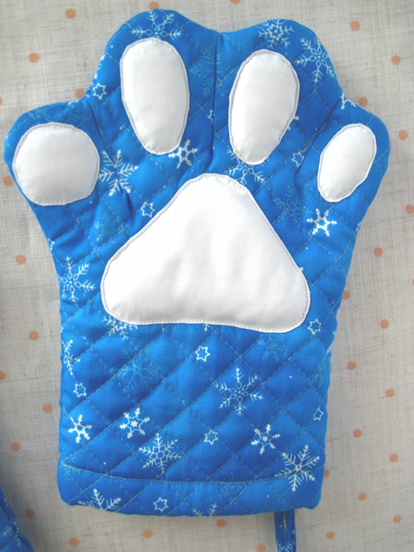 雪猫の手 鍋つかみ(その1) 2枚目の画像