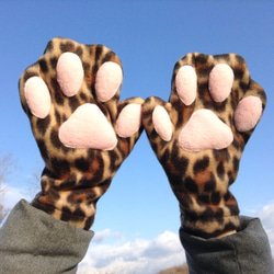 猫の手 手袋（ヒョウ柄） 1枚目の画像