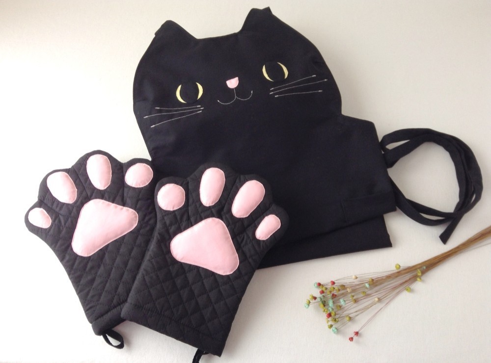 （黒猫の手鍋つかみ・黒猫のエプロン）●母の日×「ギフトセット