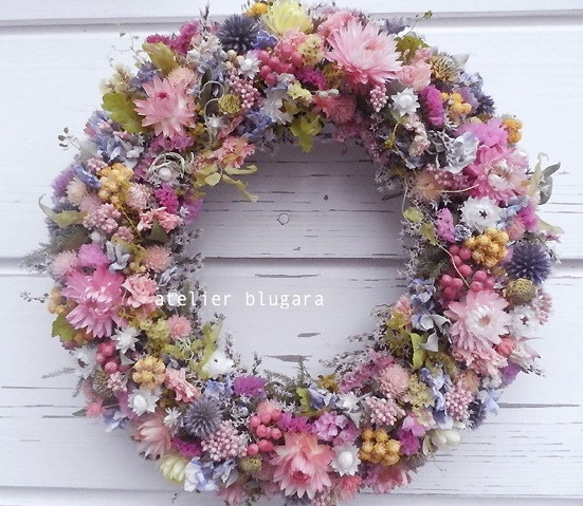 八ヶ岳〜春の小花を集めて淡いピンクWreath26cm 2枚目の画像