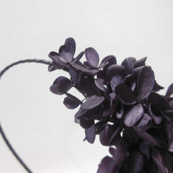 ドラマチックグレイッシュパープル紫陽花ふわふわカチューシャ 1枚目の画像