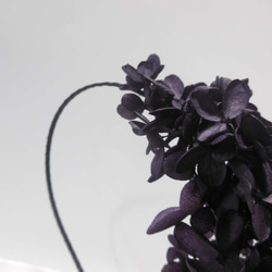 ドラマチックグレイッシュパープル紫陽花ふわふわカチューシャ 7枚目の画像