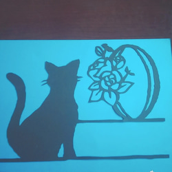 猫の切り絵。4枚 1枚目の画像