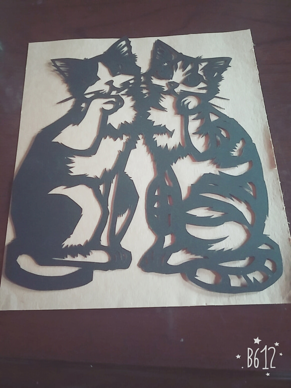 猫の切り絵。4枚 4枚目の画像