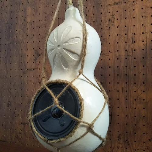 ひょうたんスピーカー☆フラワー スマホスタンド・スマホ