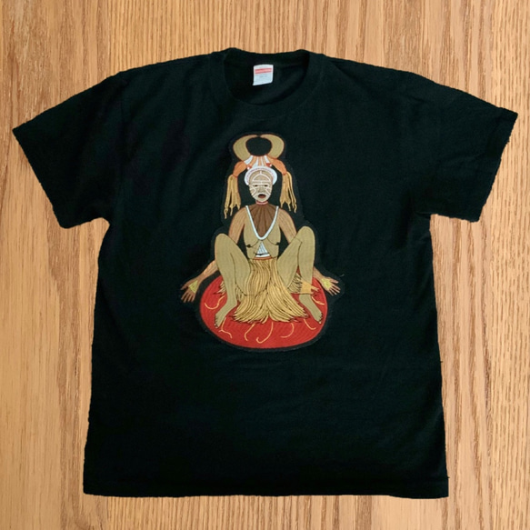 困惑されるワッペンTシャツ【森の人】 Tシャツ pupurican 通販