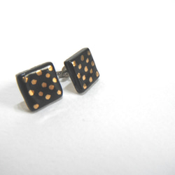 金彩dot square pierce/earring（黒） 2枚目の画像