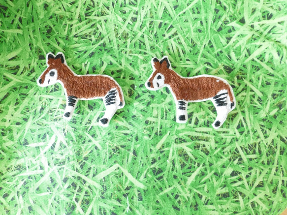 刺繡胸針Okapi 第3張的照片