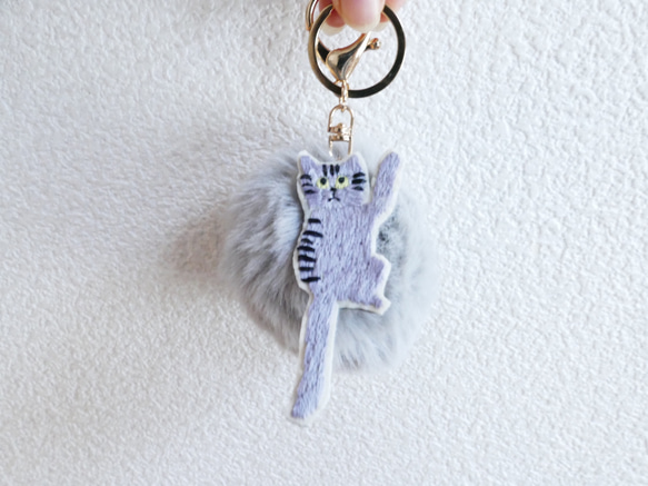 毛皮包吊飾刺繡鯖魚貓 第2張的照片