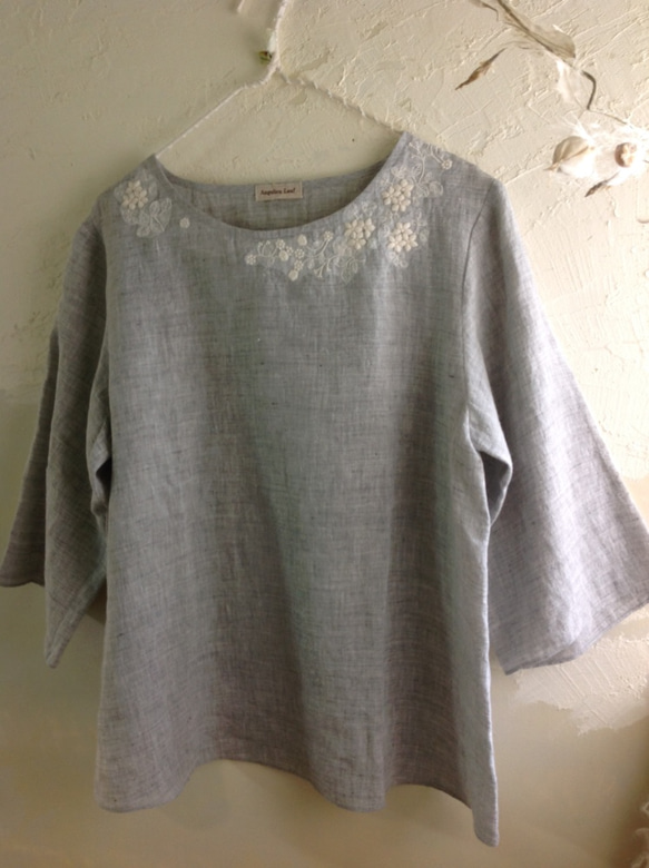 CSSBR1野花と忘れな草の刺繍レースの 遠州織りリネンブラウス 受注製作品 C1532411972(11700円)