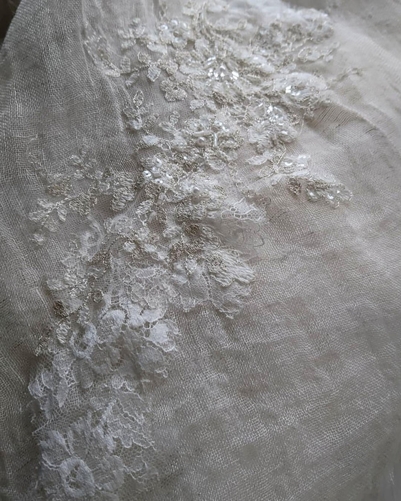 キラキラ♪ビーズ刺繍のやわらかリネンガーゼ♪ ビーズ刺繍レースストール 一枚 E1209732935(9295円)