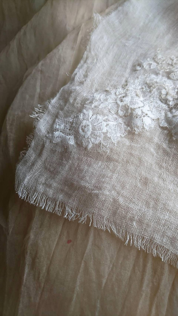 キラキラ♪ビーズ刺繍のやわらかリネンガーゼ♪ ビーズ刺繍レースストール 一枚 E1209732935(9295円)