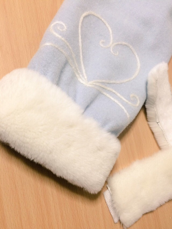 サイズオーダー受注生産制♡fur cuffs 3枚目の画像