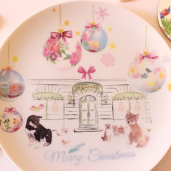 【限定・冬支度ハンドメイド２０２０】柴犬さん☆みんなでクリスマスケーキのお買い物♪・１９㎝プレート「ポーセラーツ」 2枚目の画像