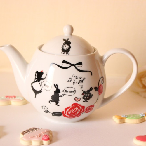 ポットからアリスうさぎちゃん♥️