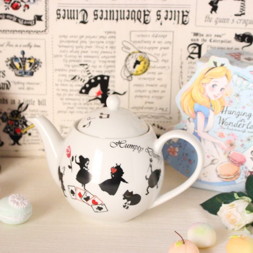 ポットからアリスうさぎちゃん♥️