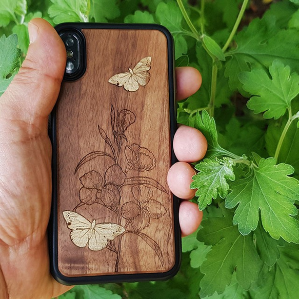 木象嵌のスマホケース：蝶 1枚目の画像