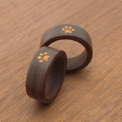 木の インレイ 指輪（ウッドリング）-  猫の足 5枚目の画像