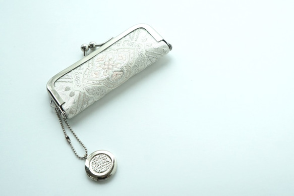 [鉑金雙箔銀絲Obi密封盒]小袋，obi重製。用於結婚禮物和生日禮物。 第1張的照片