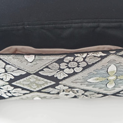 [黑色絲綢帶2way手拿包和手提包]用於婚禮，派對和日常使用。 Obi Remake Obi包 第6張的照片