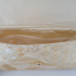 [金色真絲皮帶翻新2Way手拿包和手提包]用於婚禮和派對。 第6張的照片