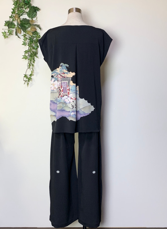 着物リメイク　留袖　ワイドパンツのセットアップ 7枚目の画像