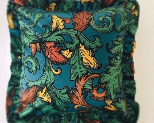 ワンアンドオンリー ベルベット ウィリアムモリス  オリジナルクッションカバー ワンアンドオンリー ベルベット ウィリアムモリス アカンサス