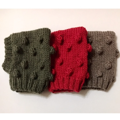 新作♪ 手編み □ ぽこぽこ 水玉 の ニット帽 □ ホッブルのスヌード