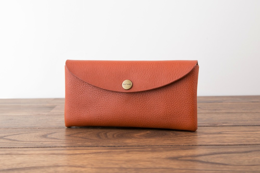 イタリア製牛革のコンパクトな長財布 ／ ライトブラウン　※受注製作