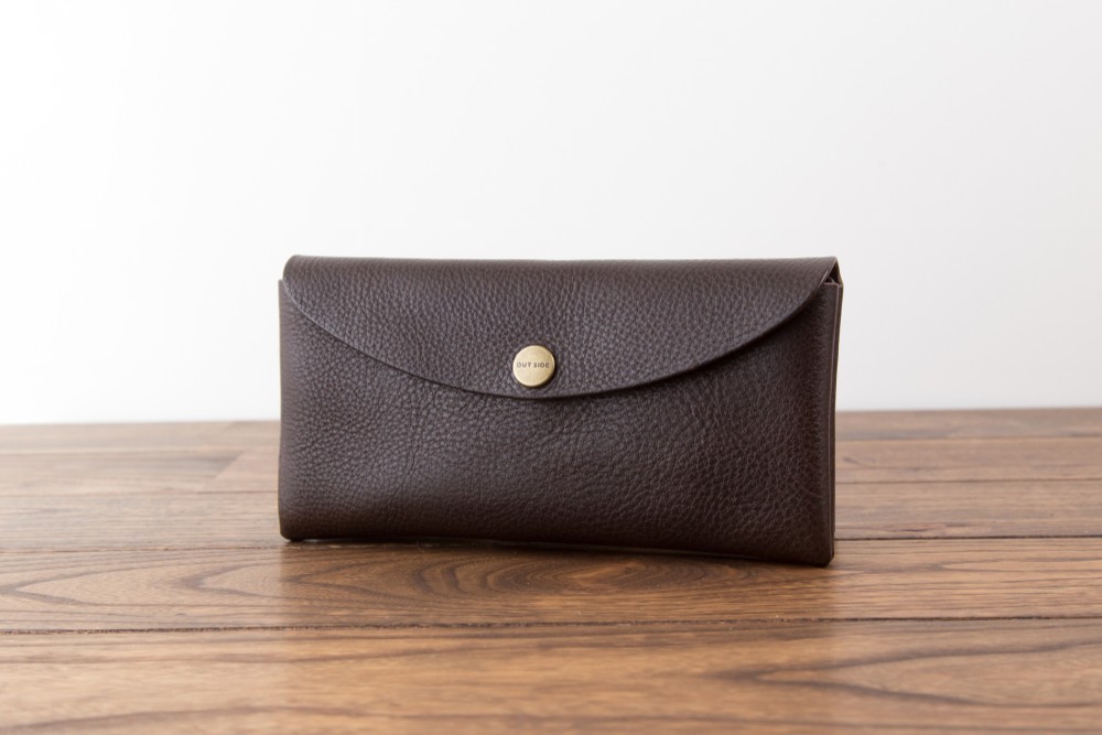 イタリア製牛革のコンパクトな長財布 ／ チョコ※受注製作 12,210円