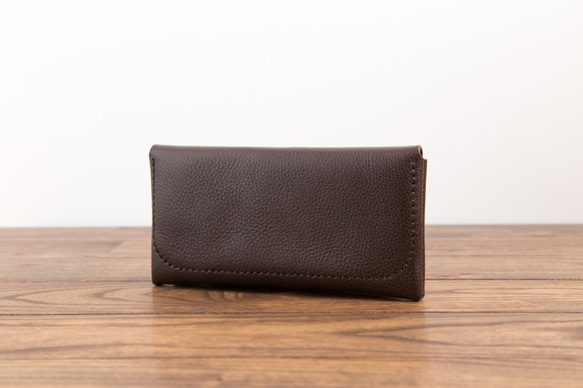 イタリア製牛革のコンパクトな長財布 ／ チョコ※受注製作 2枚目の画像