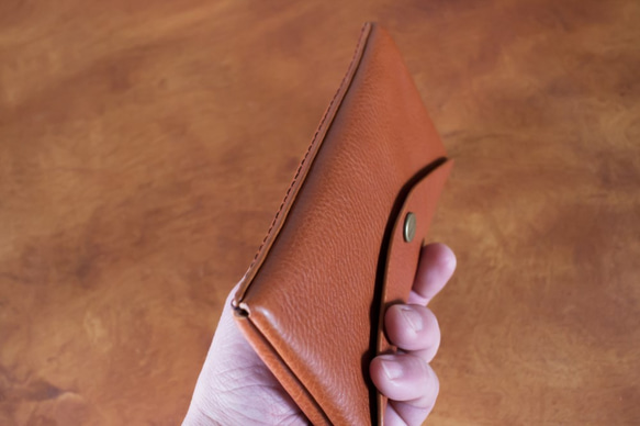 イタリア製牛革のコンパクトな長財布3 / ライトブラウン　※受注製作 4枚目の画像