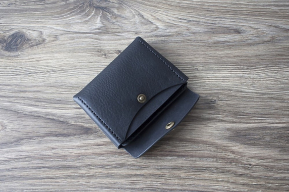 イタリア製牛革のコンパクト財布 L  ／ ブラック※受注製作 3枚目の画像