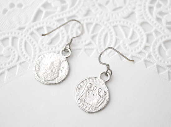 coin pierce H (rhodium plating)【受注制作】