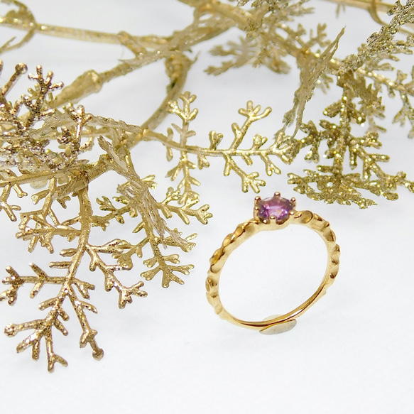紫水晶戒指“圓形切割5毫米”金色 第3張的照片