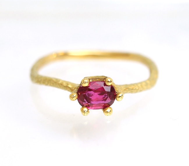 K18 Wave ルビーリング