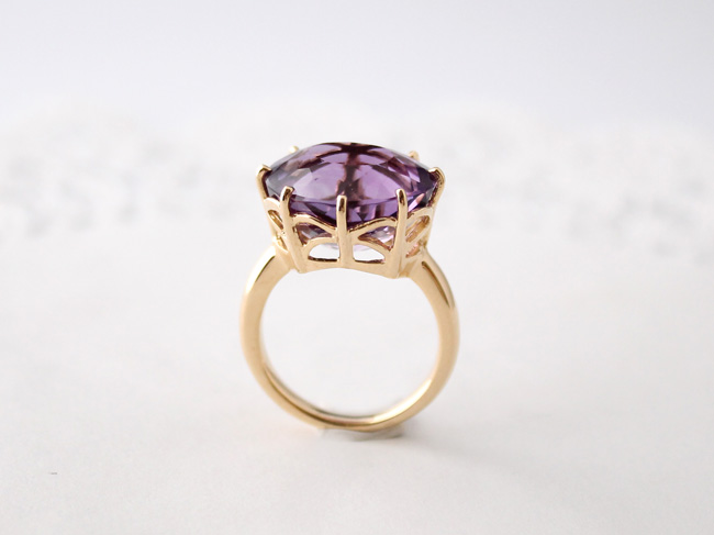 amethyst ring/ gold plating