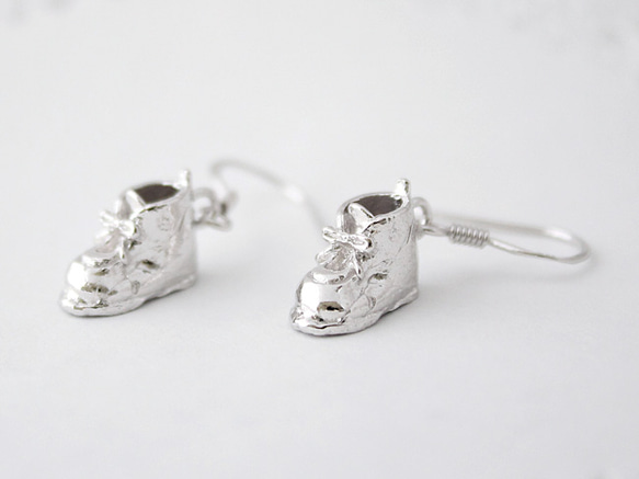 boots pierce (rhodium plating) 第1張的照片